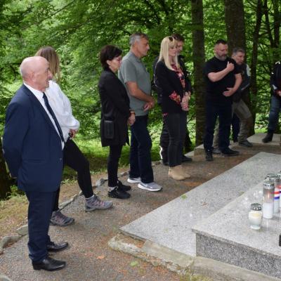 Obljetnica Pogibije Vladimira Descaka 19